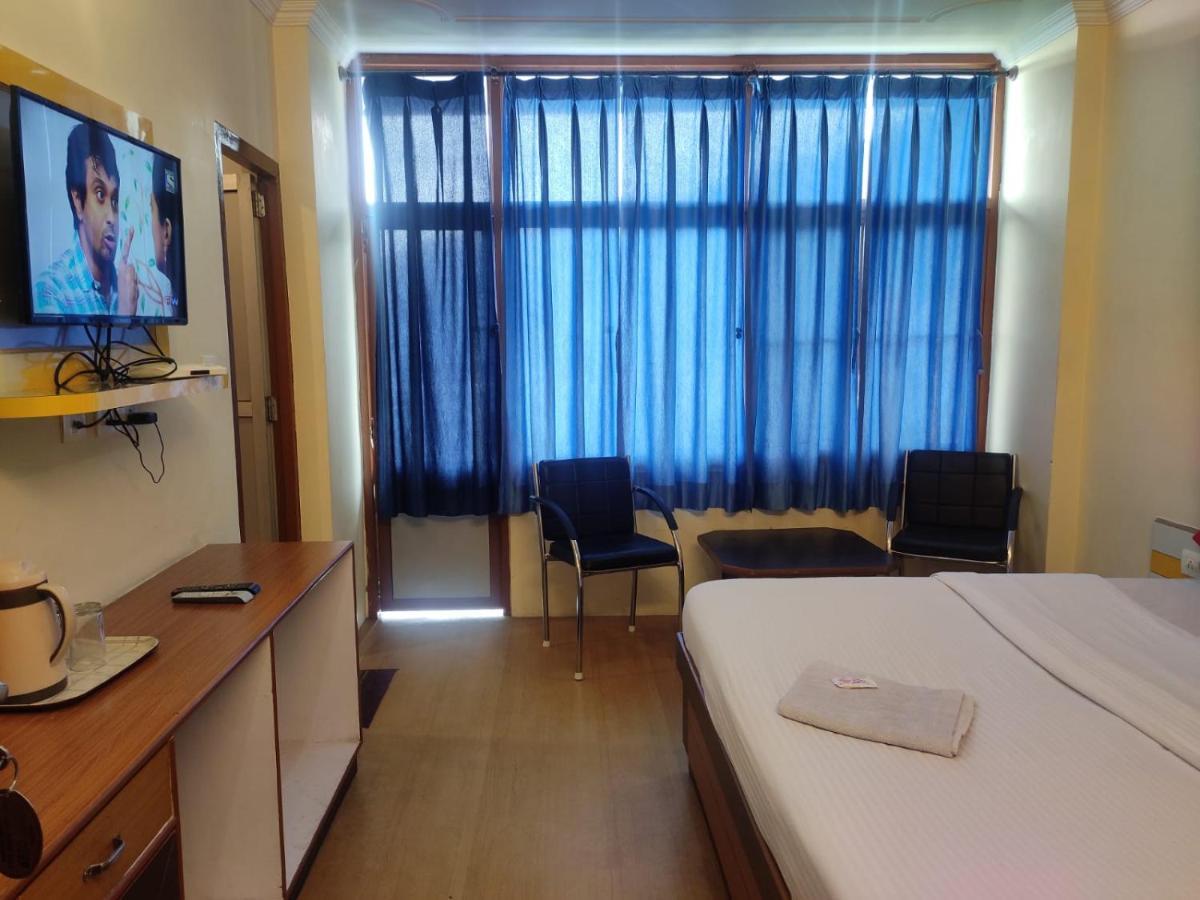 Hotel Amandeep Дармсала Екстер'єр фото