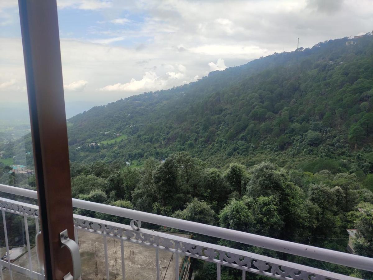 Hotel Amandeep Дармсала Екстер'єр фото