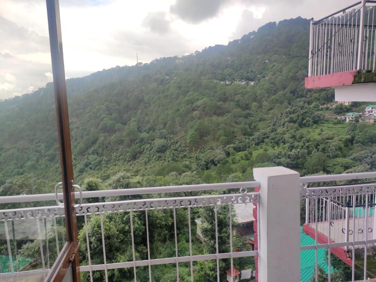 Hotel Amandeep Дармсала Екстер'єр фото